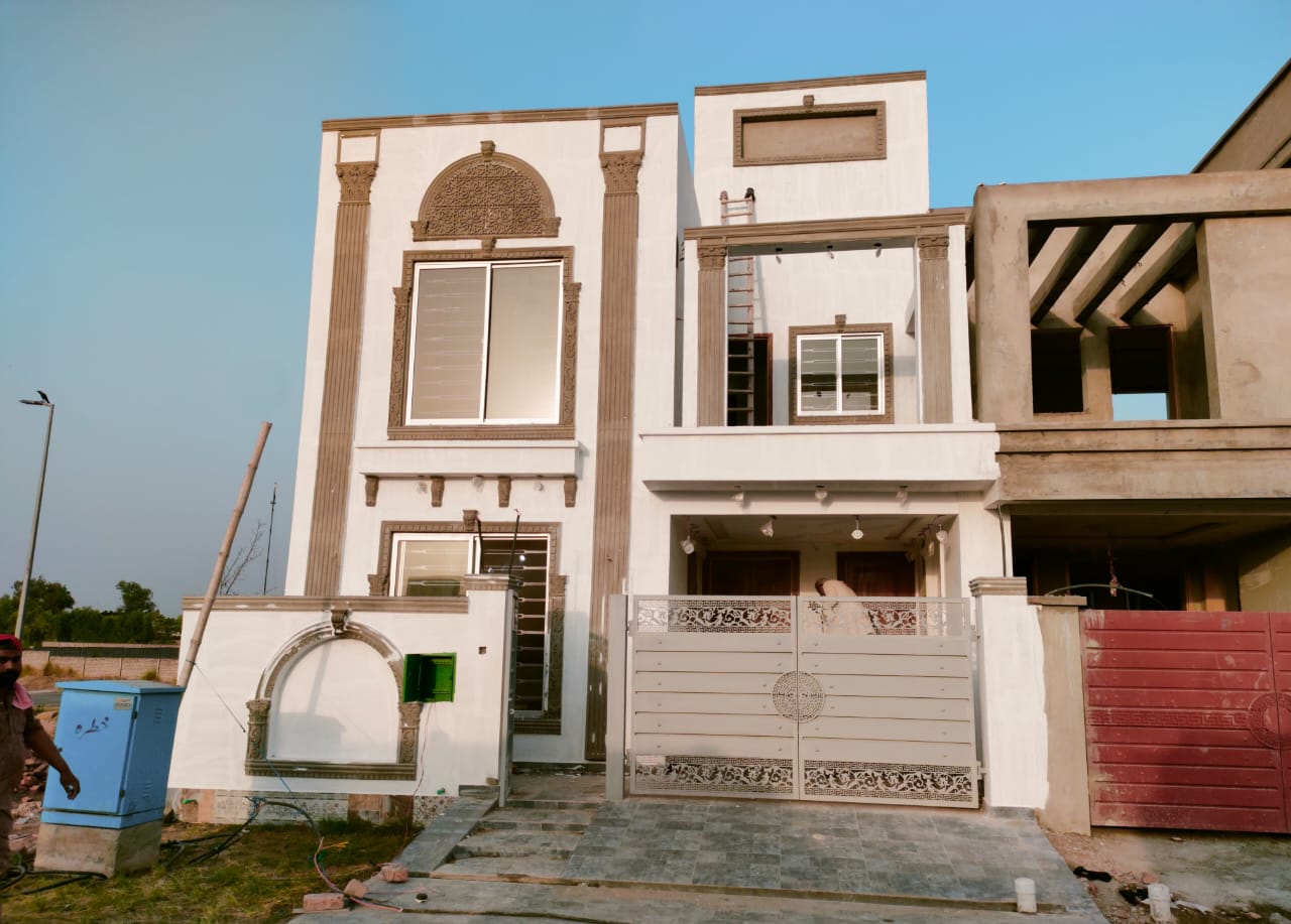 5 Marla Sasty House